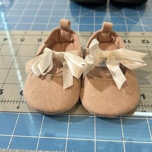 Child of mine made by Carter’s 0 to 3 months